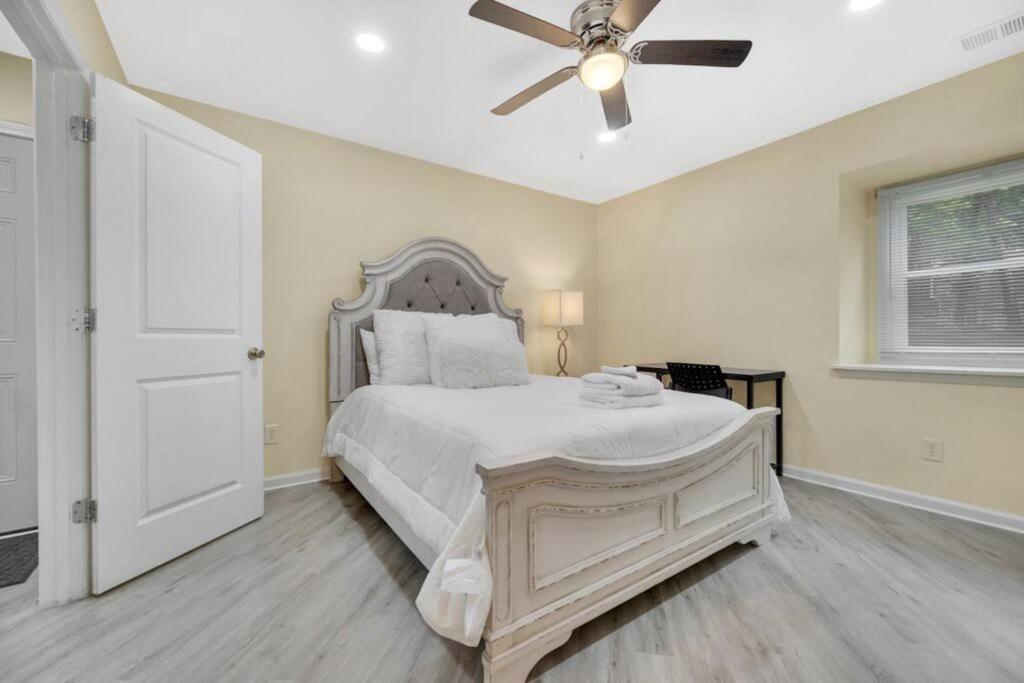 Cozy 2 Bedroom Duplex In Charlotte, Jacuzzi, Sleeps 6 Plus 2 Esterno foto